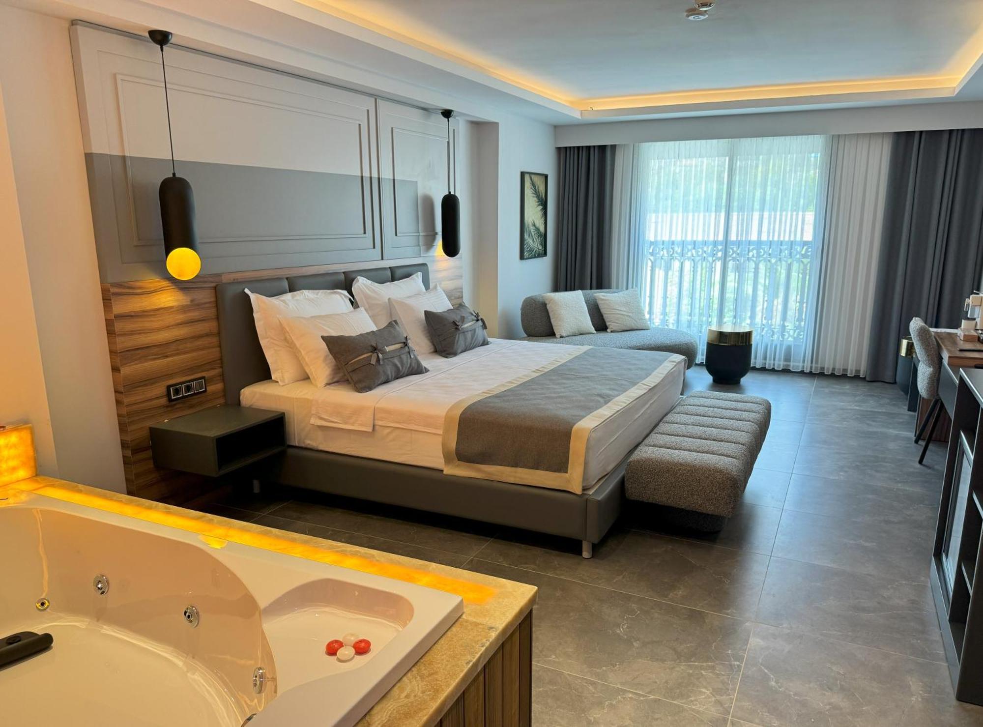Telmessos City Hotel- Adults Only Fethiye Exteriör bild